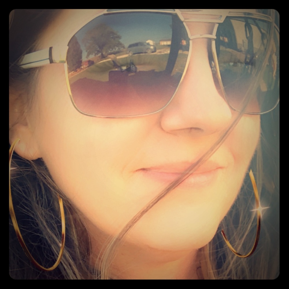 Meet your Posher, Michell